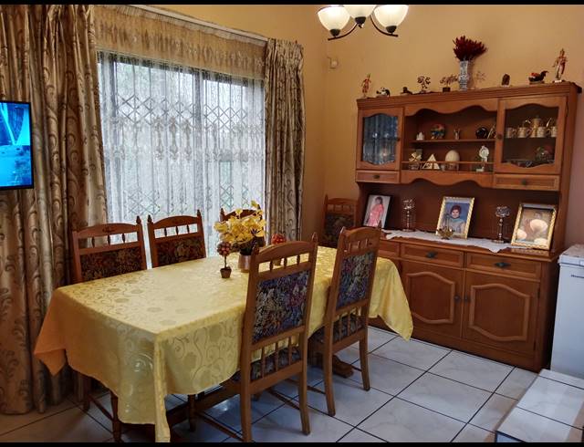 4 BEDROOM HOUSE FOR SALE IN ALLANDALE